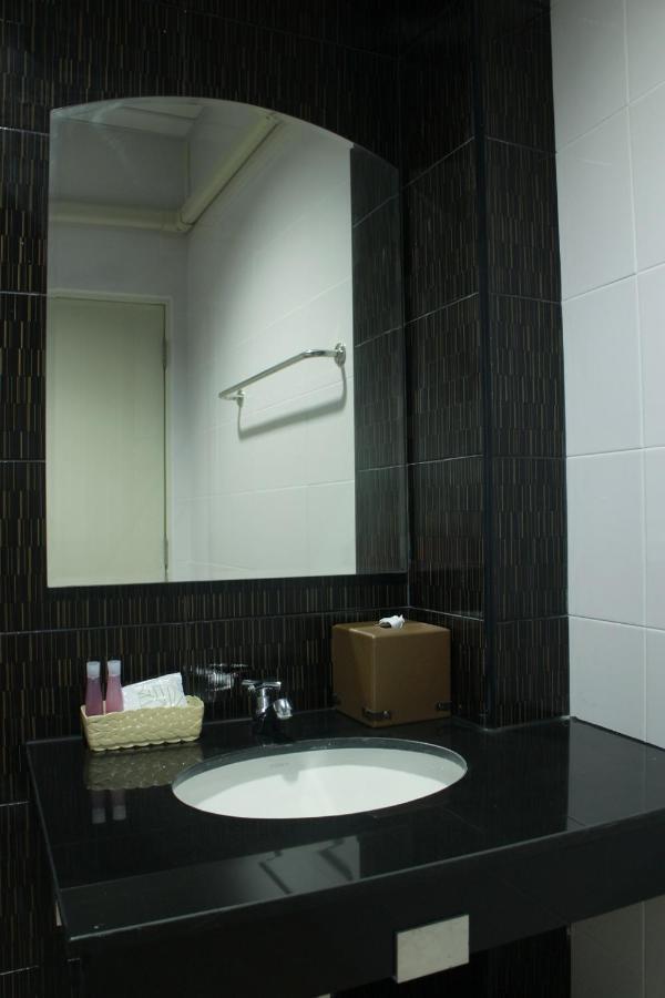 The Siri Place Udon Thani Exterior photo